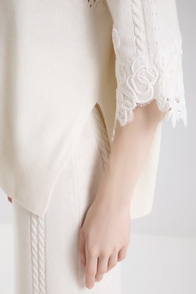  Женский джемпер с кружевом  4