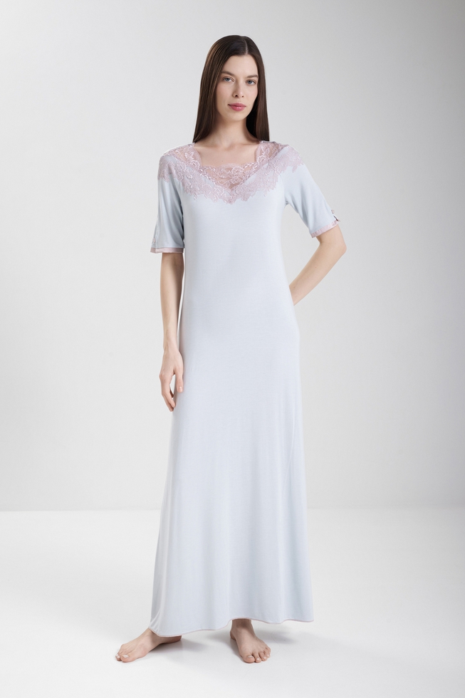  Длинная сорочка с кружевом  1
