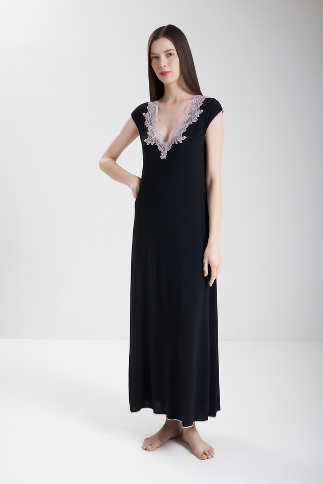  Длинная сорочка с кружевом  1