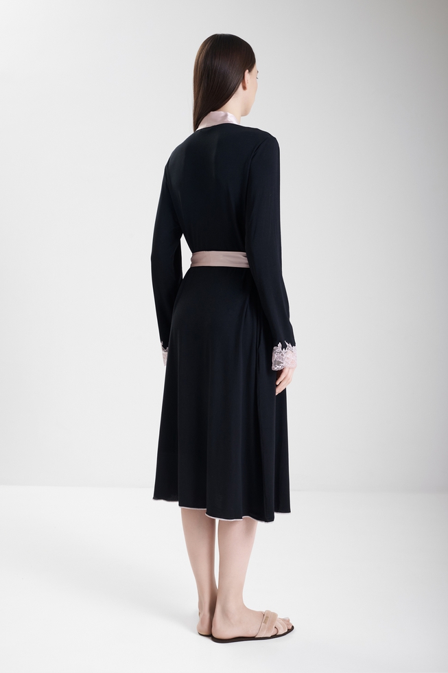  Женский короткий халат с кружевом  2