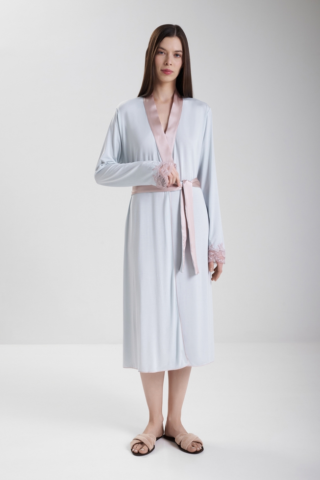  Женский длинный халат с кружевом  1