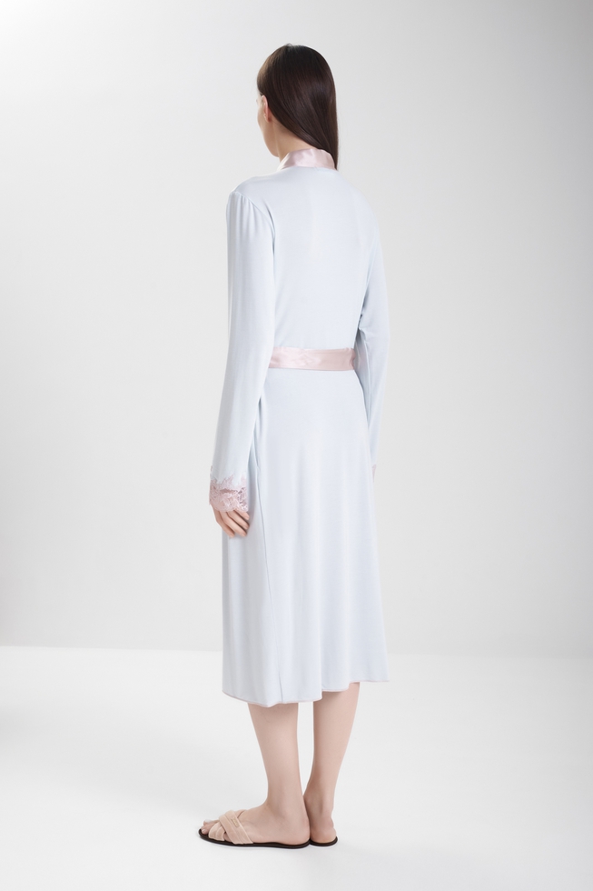  Женский длинный халат с кружевом  2