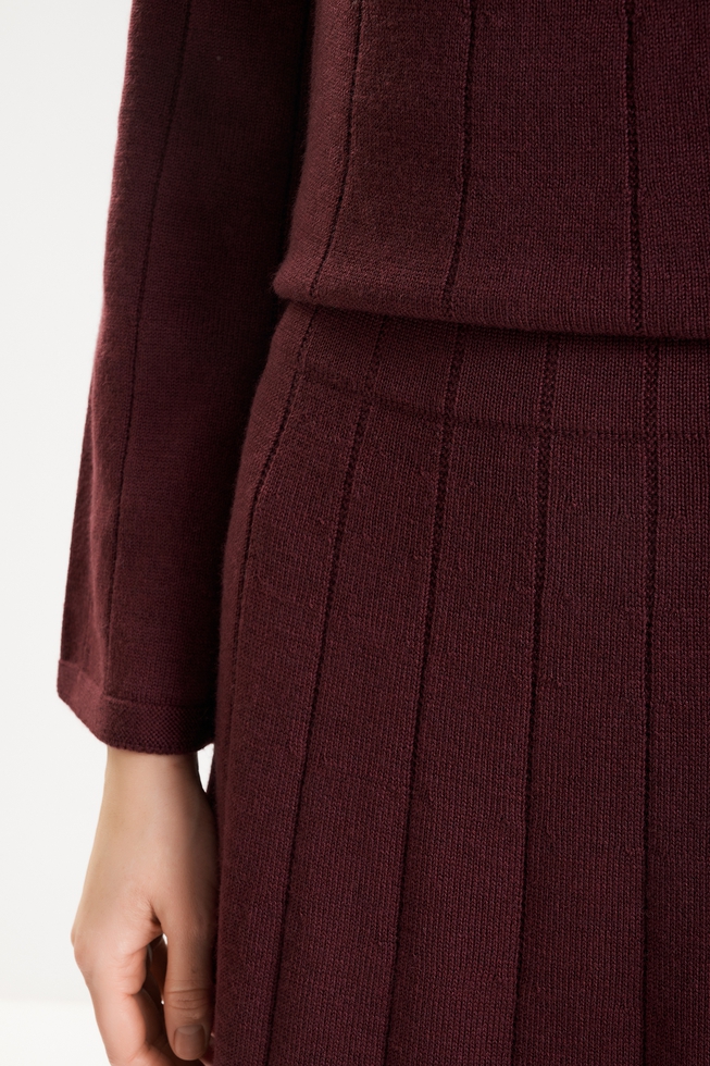  Длинная трикотажная юбка из шерсти  4