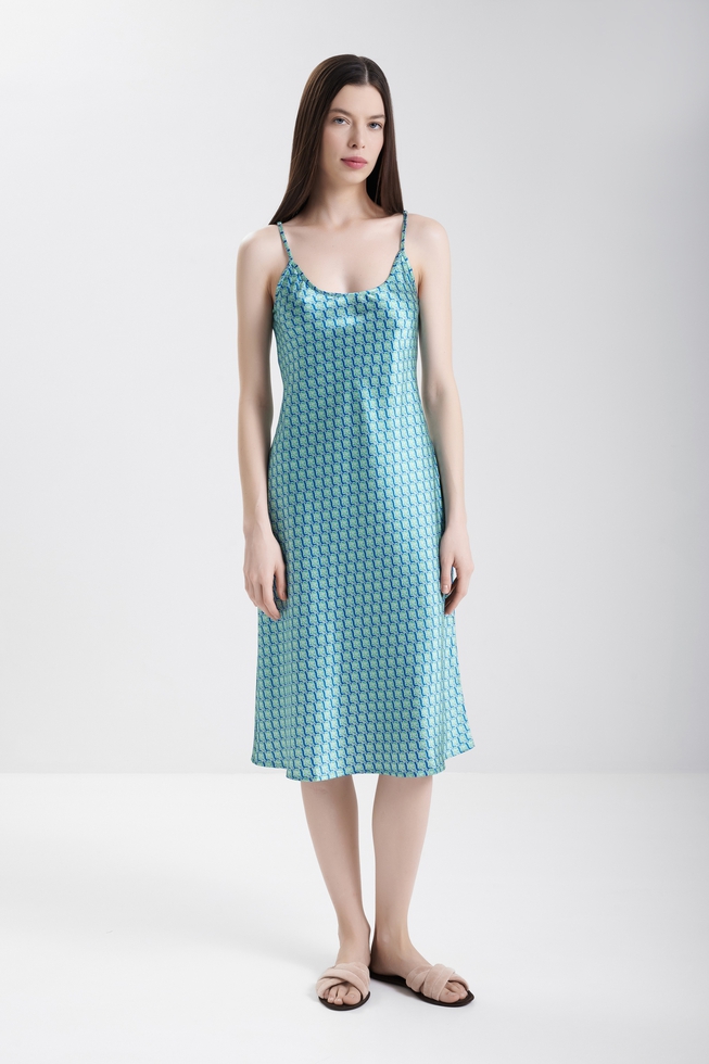  Короткая шелковая сорочка  1