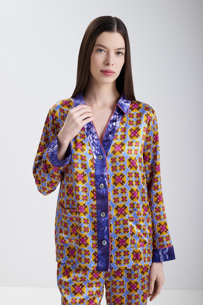  Женская шелковая пижама с брюками  3