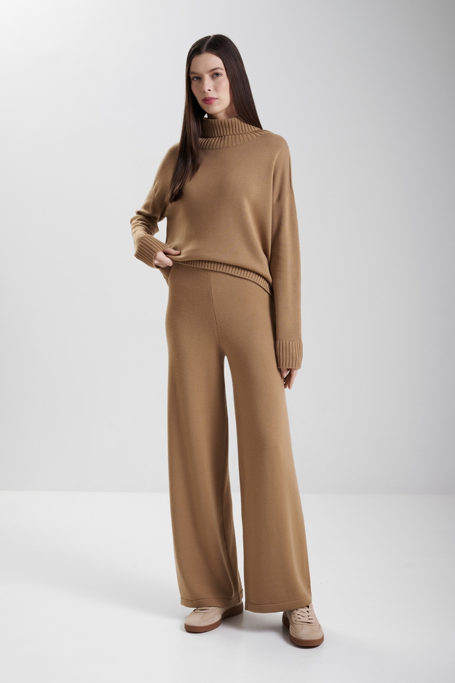 Женские брюки из шерсти 3