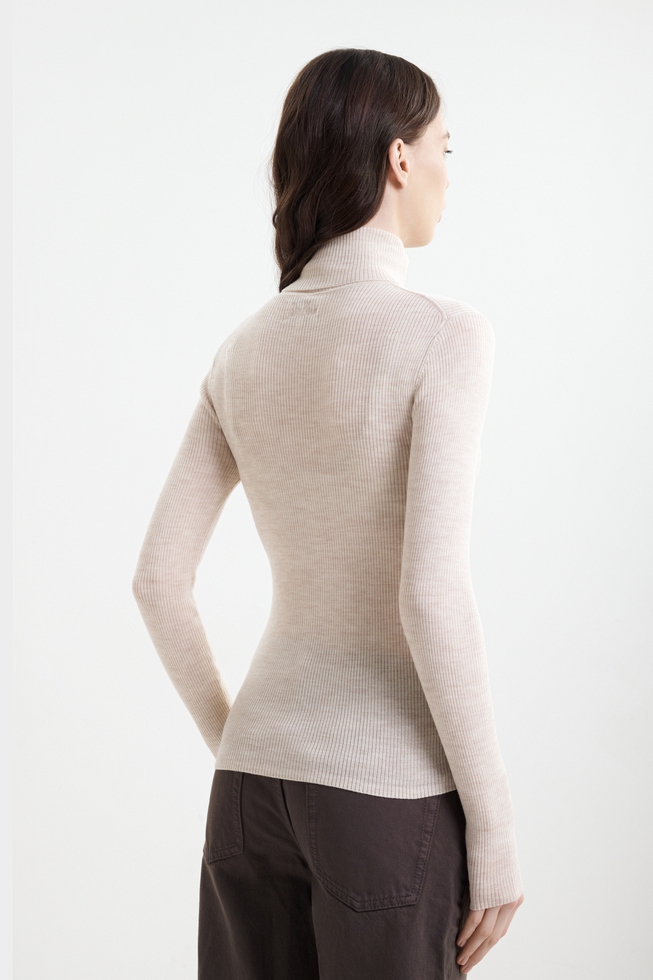 Женский джемпер с высоким горлом из шерсти мериноса  3