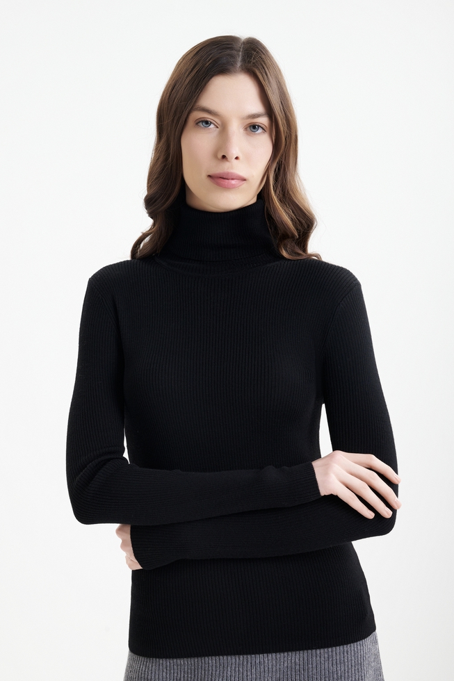 Женский джемпер с высоким воротом из шерсти мериноса  1