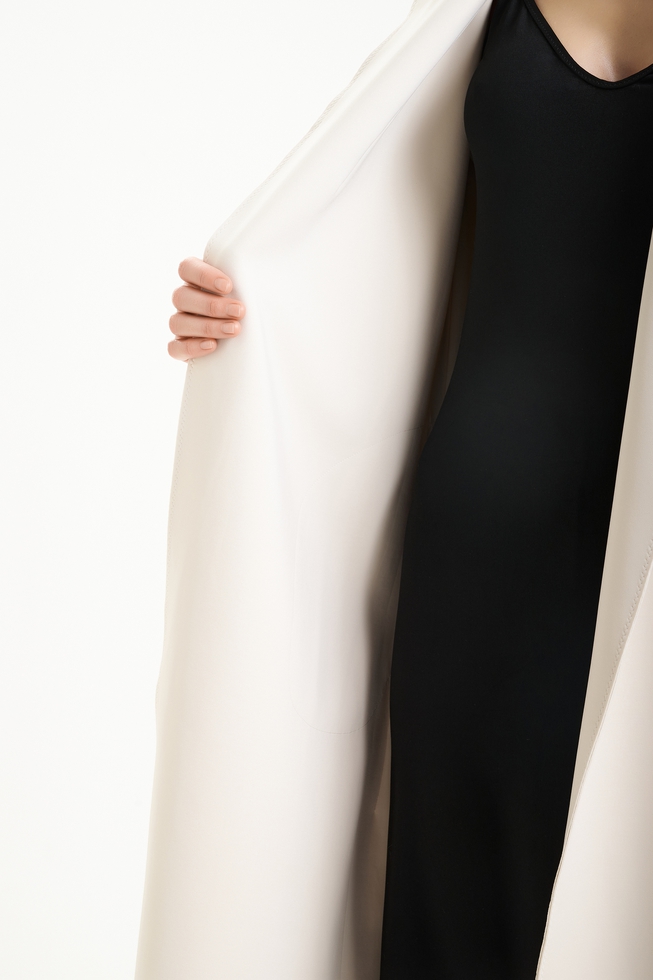 Женский плащ с поясом  6