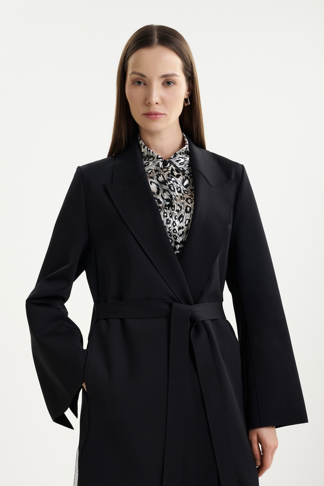 Женский плащ с поясом  4