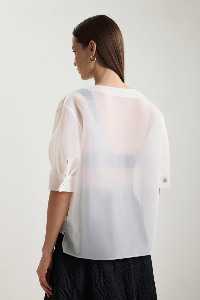 Блузка с коротким рукавом из воздушного материала  2