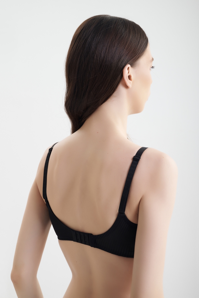 Бюстгальтер с плотной чашкой 3