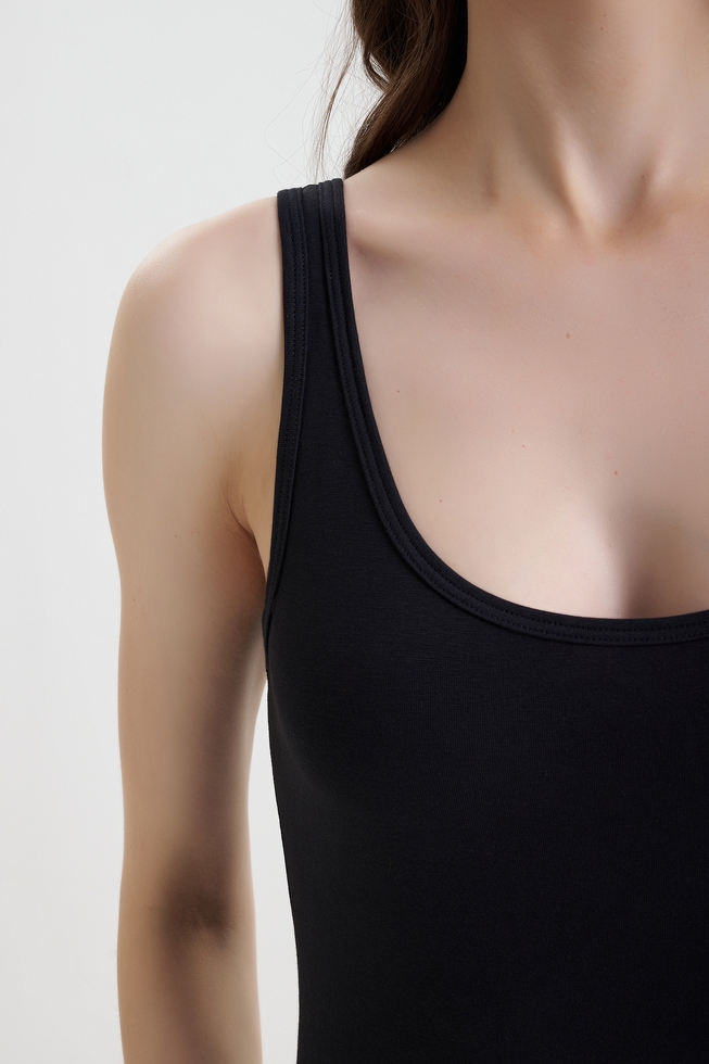  Женская черная хлопковая майка  4