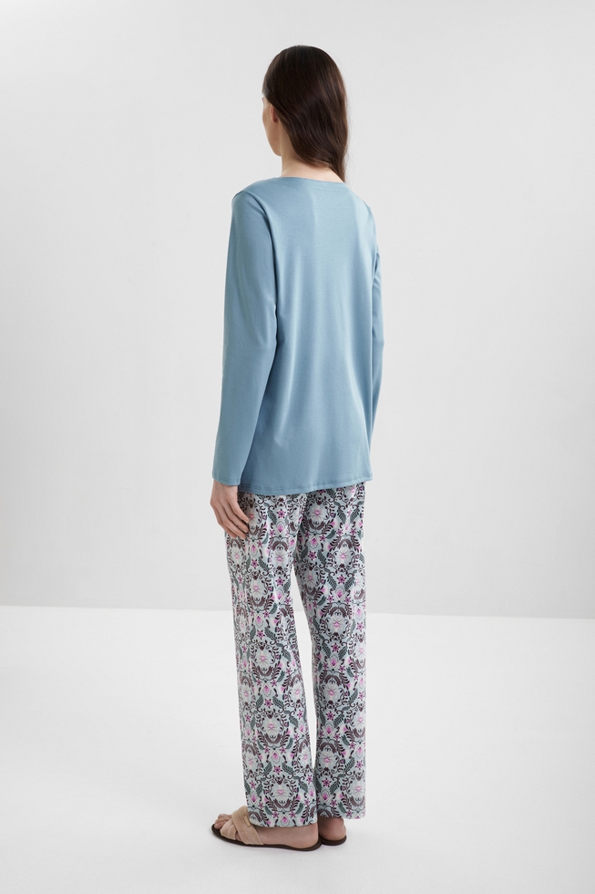 Женская пижама с брюками 2