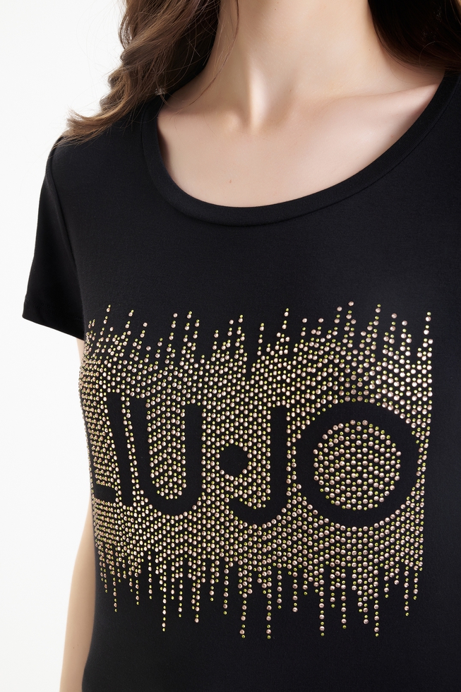 Женская футболка 4