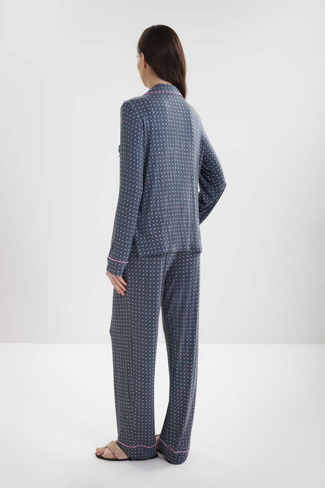 Женская пижама с брюками 2