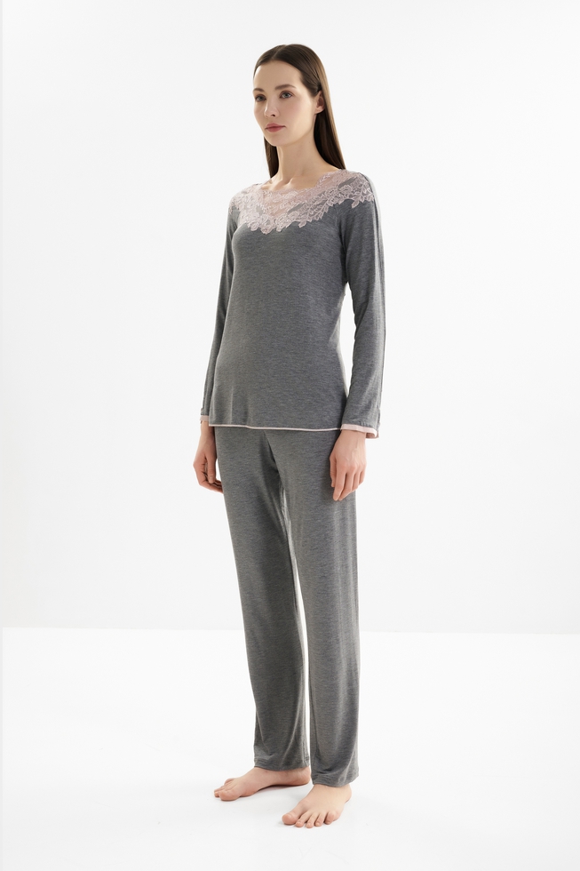 Женская пижама с брюками 1