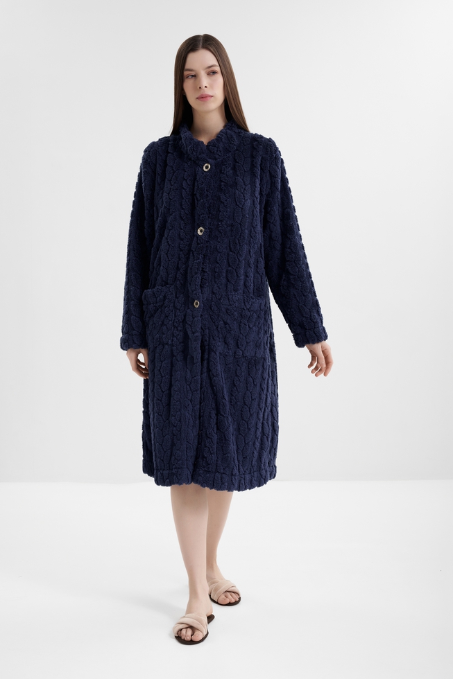 Женский длинный халат на пуговицах  1