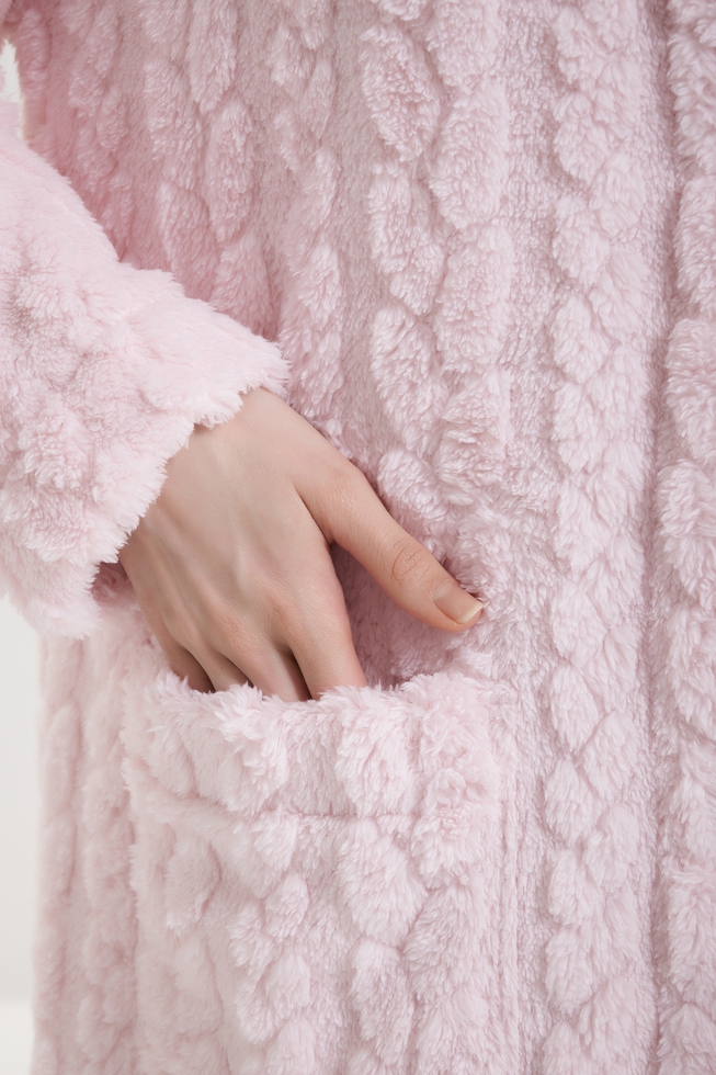 Женский длинный халат на пуговицах  4