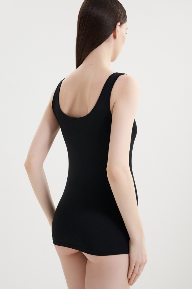 Майка черная из хлопка 2