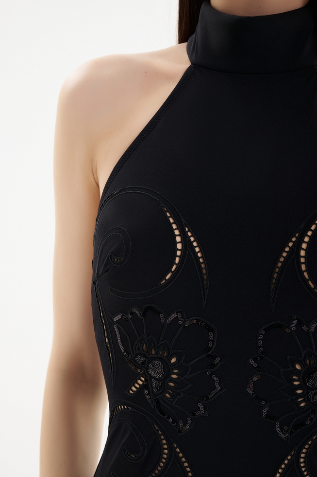  Слитный купальник  4