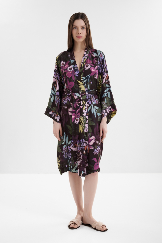 Женский короткий халат с цветочным принтом  1