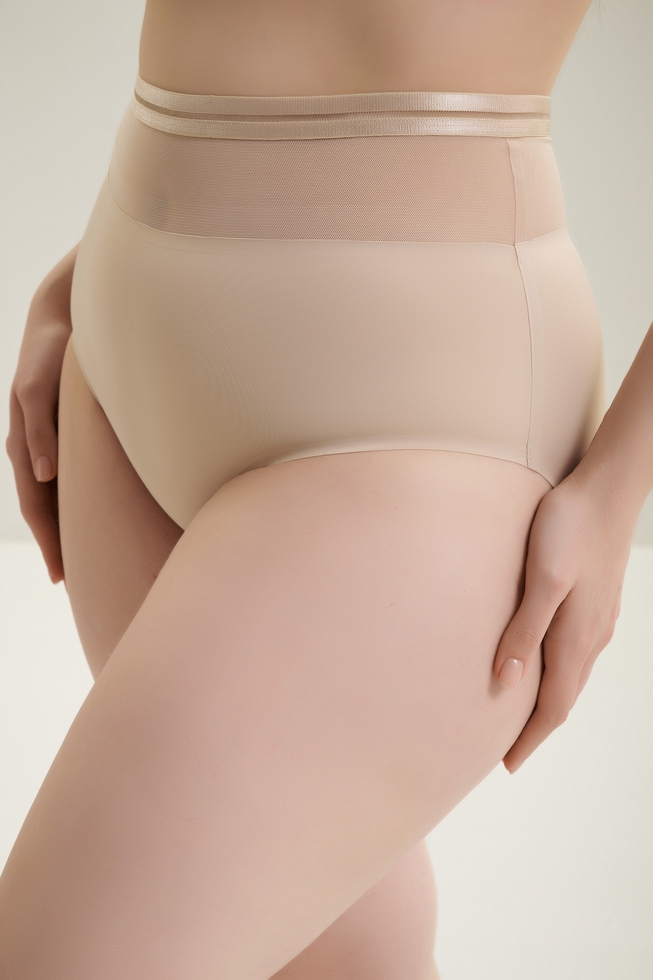  Женские бежевые высокие трусы-слипы макси  2