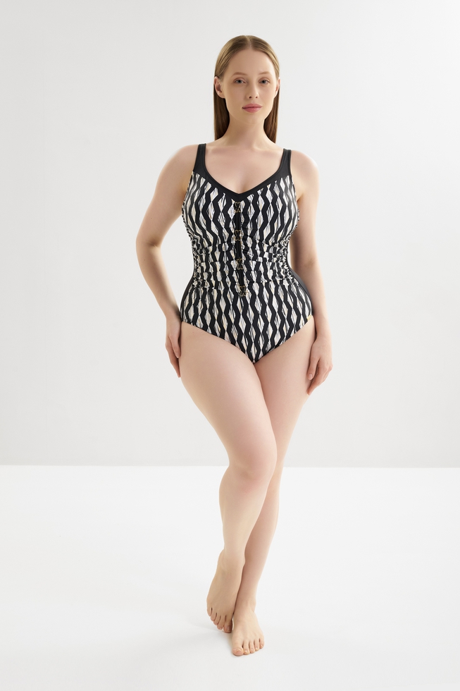 Слитный купальник 3