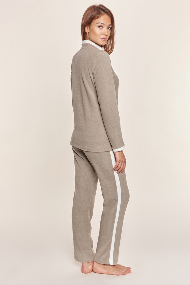 Женский домашний костюм (толстовка с брюками) 2