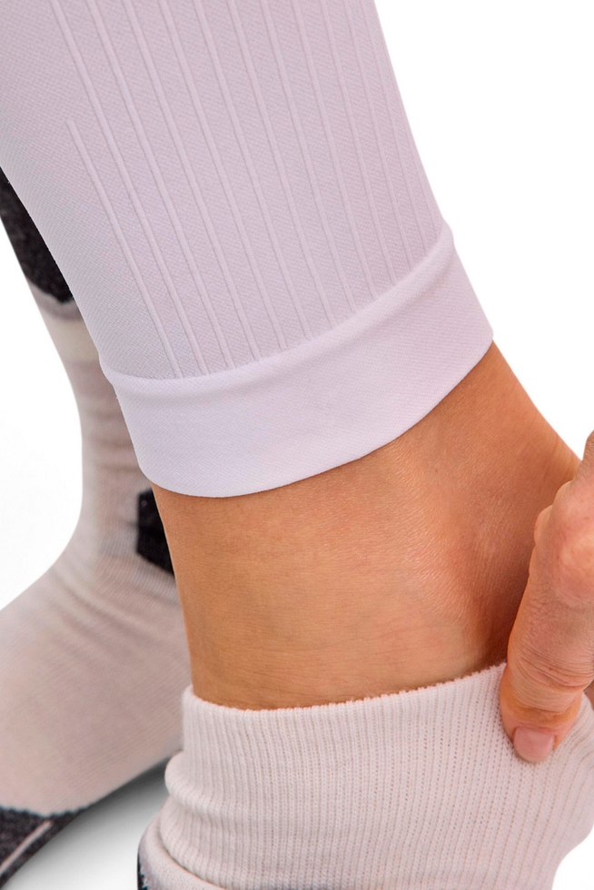 Женские спортивные тайтсы 4