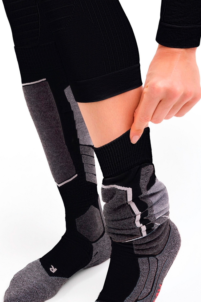 Женские чёрные тайтсы 3/4 4