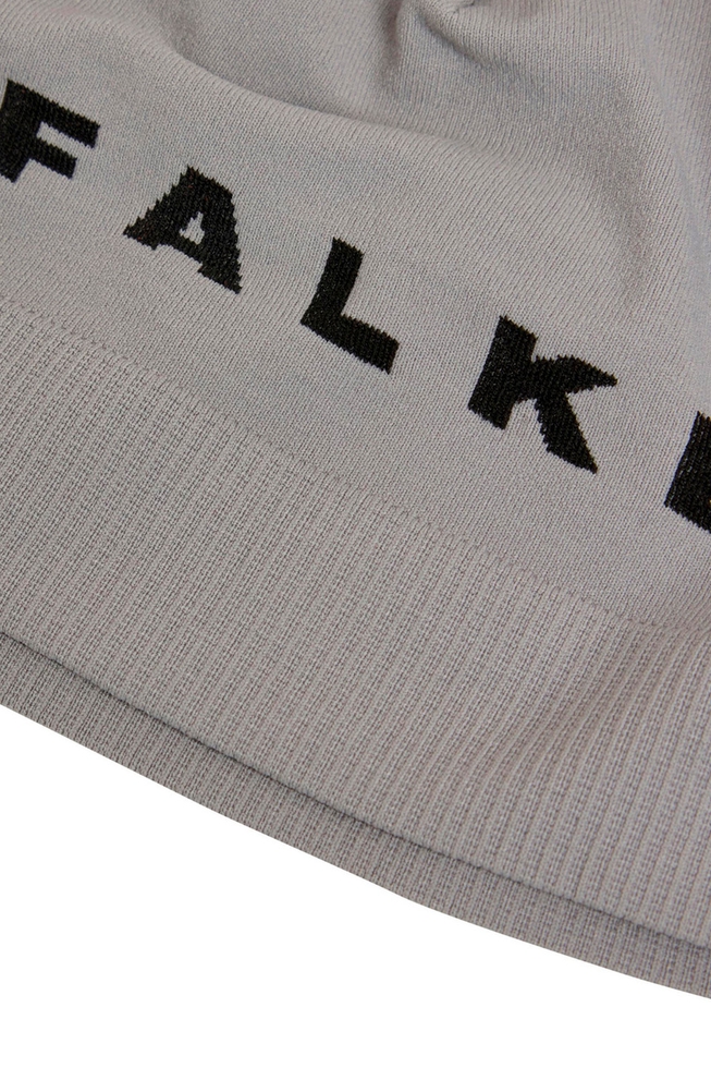 Серая шапка 3