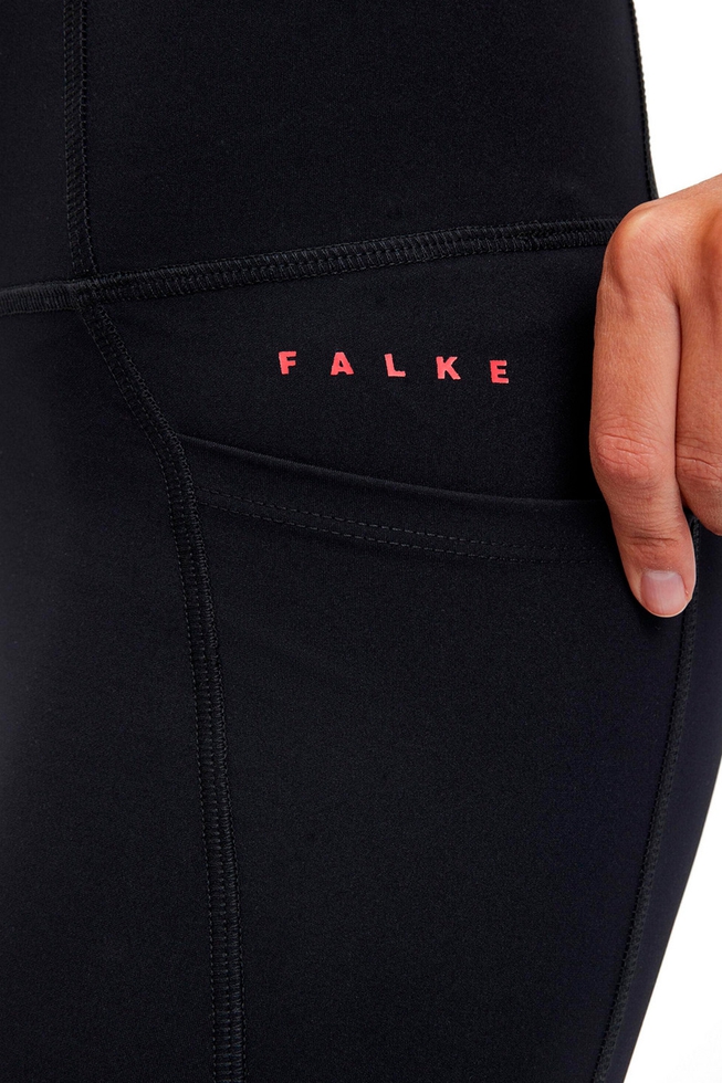 Женские чёрные короткие тайтсы 4