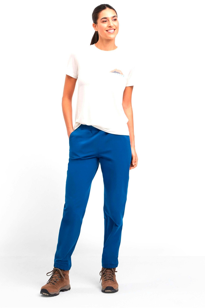 Женская белая спортивная футболка 3