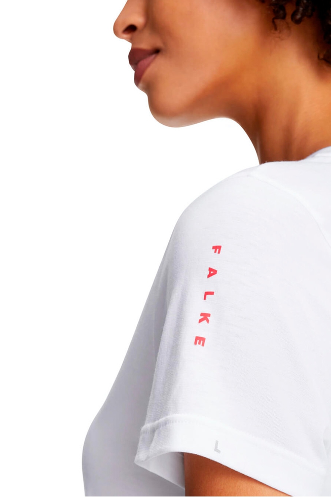 Футболка женская белая для спорта 4