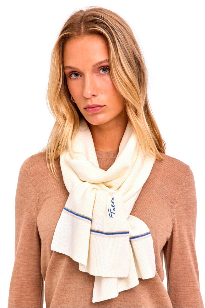 Белый шерстяной шарф 2