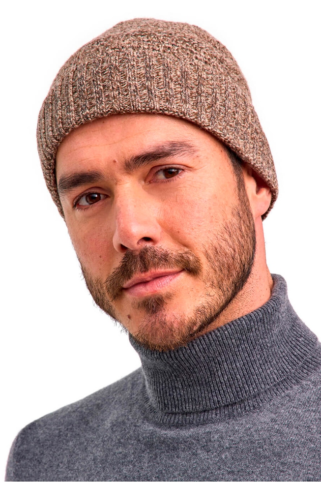 Шапка коричневая шерстяная 3