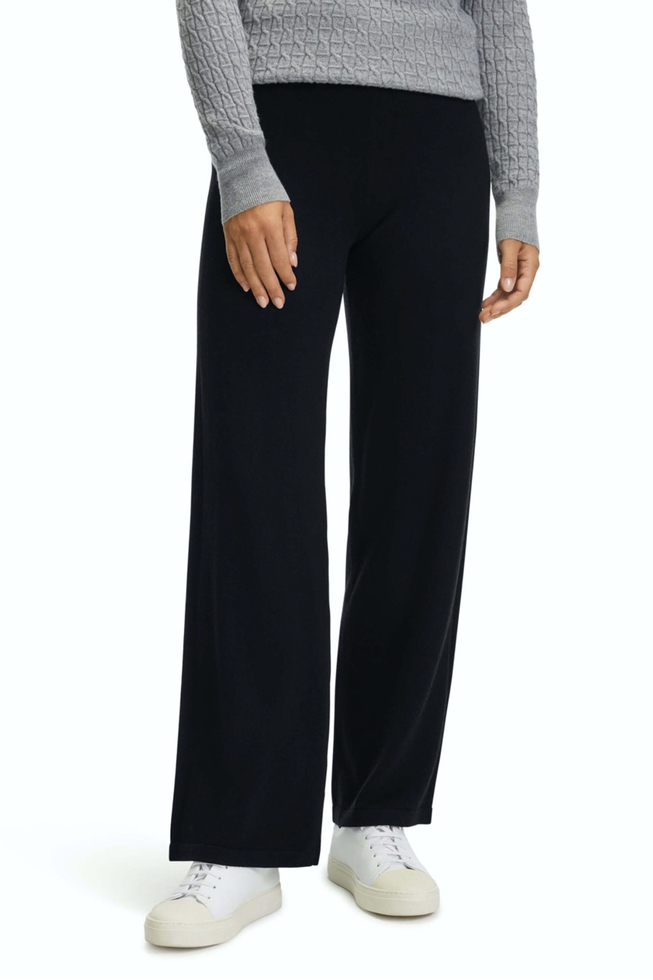 Широкие черные женские брюки Basic Essenitals 1