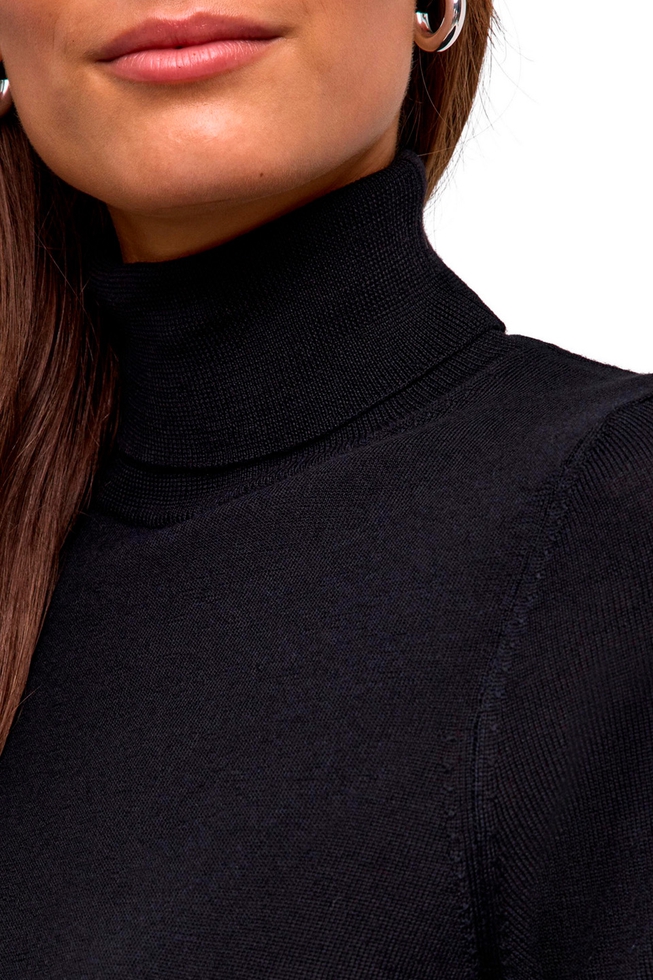 Водолазка женская чёрная из шерсти 4