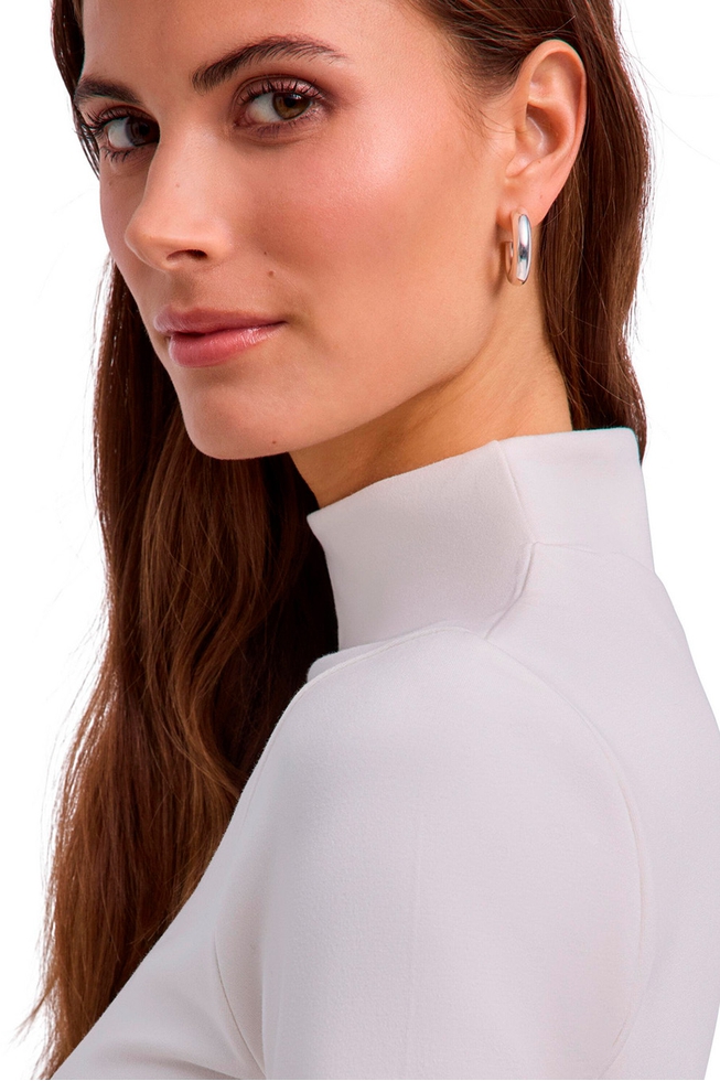 Женская белая водолазка 4