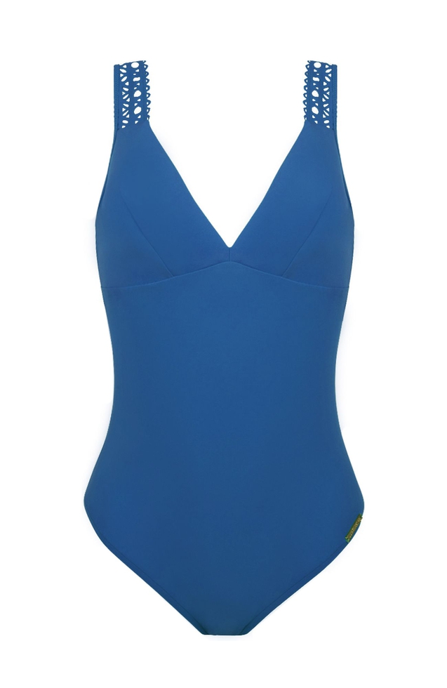 Слитный купальник 1