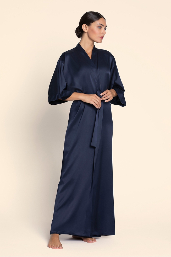 Женский длинный шелковый халат 3