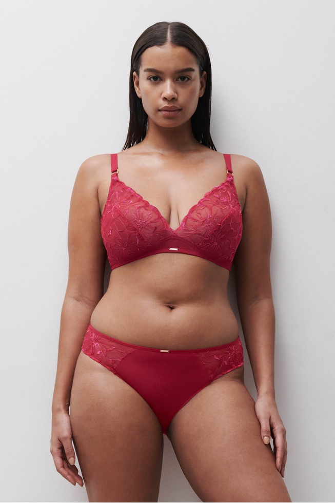 Бюстгальтер с мягкими чашками без косточек с вышивкой  4