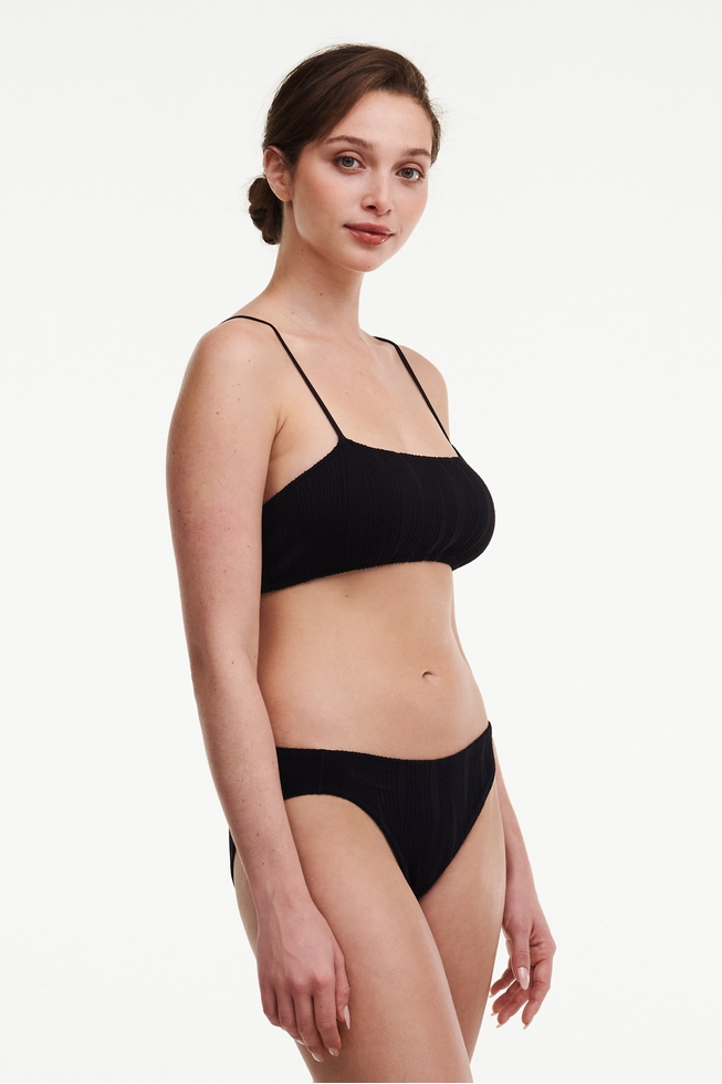 Женские черные плавки-слипы 6