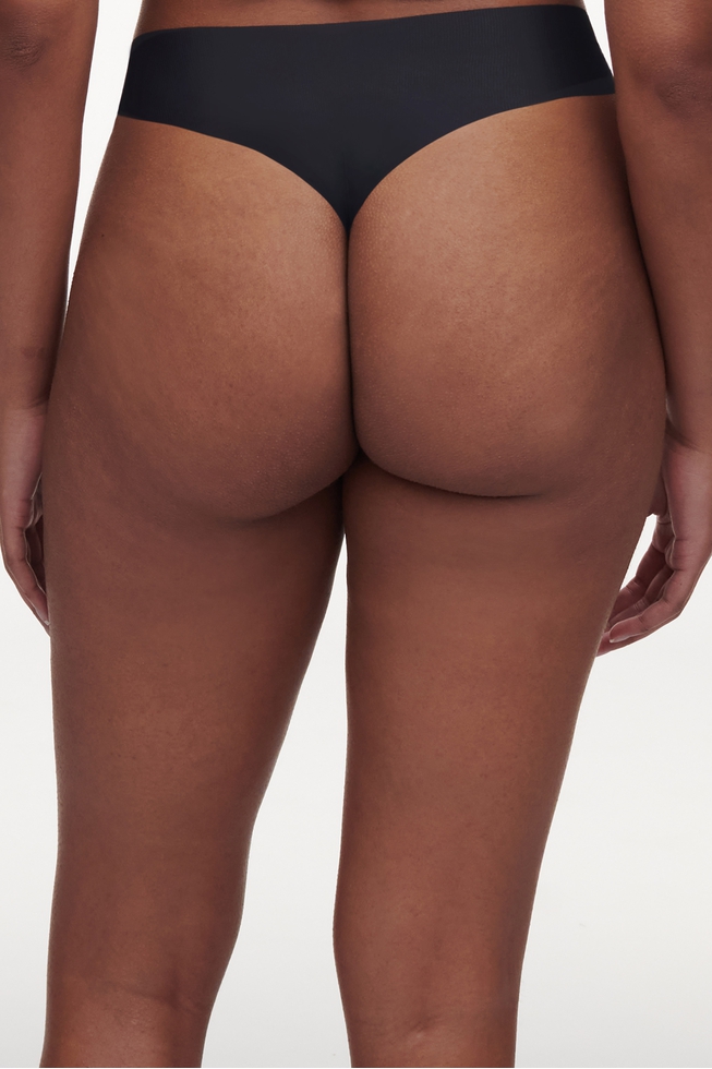  Женские черные бесшовные трусы-танга  2
