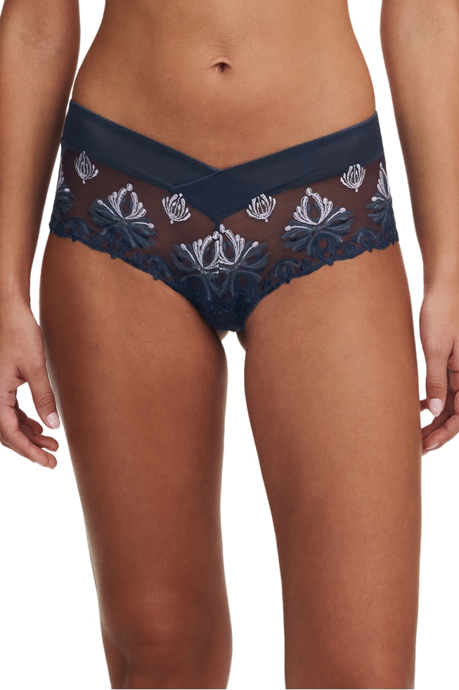 Женские трусы-бразилиана 1