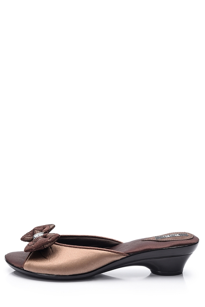 Женские коричневые пантолеты 1