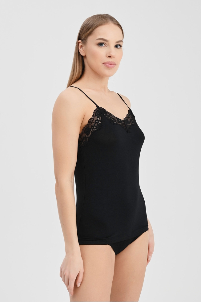 Женский топ с кружевом  2