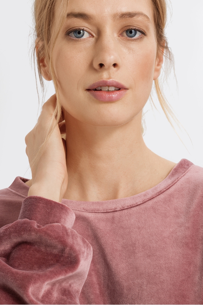  Женский велюровый джемпер  3