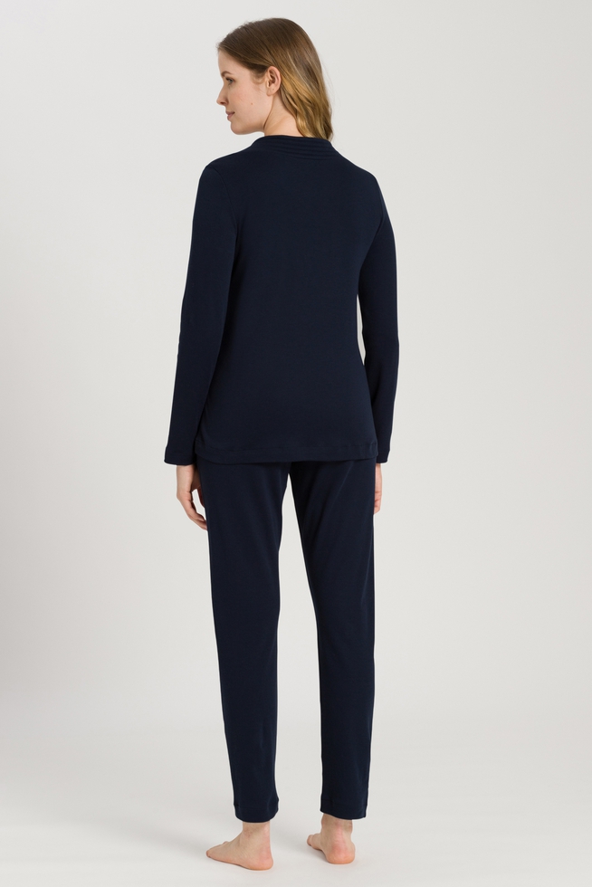  Женская хлопковая пижама с брюками  2